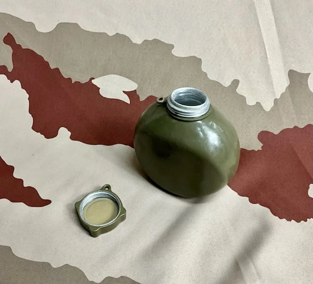 10 x Hungarian Army Water Bottles Metal